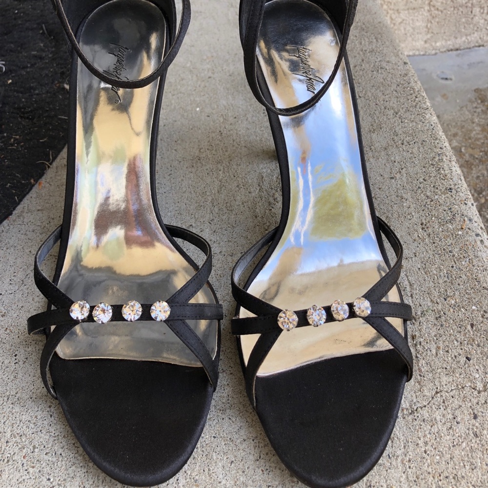 FOR SALE Black Heels with jewel detail.